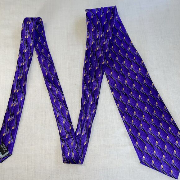 Belisi Men’s Dress Tie Size 57” Purple Wave Pattern Silk Business Formal Party - Picture 5 of 12